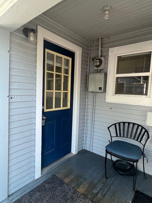 278 Idaho St-Unit -17 in Ashland, OR - Building Photo - Building Photo