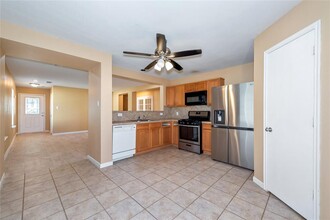 21219 Misty Brook Bend Ln in Spring, TX - Building Photo - Building Photo