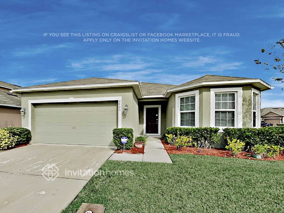 4800 Old Glory Way in St. Cloud, FL - Building Photo