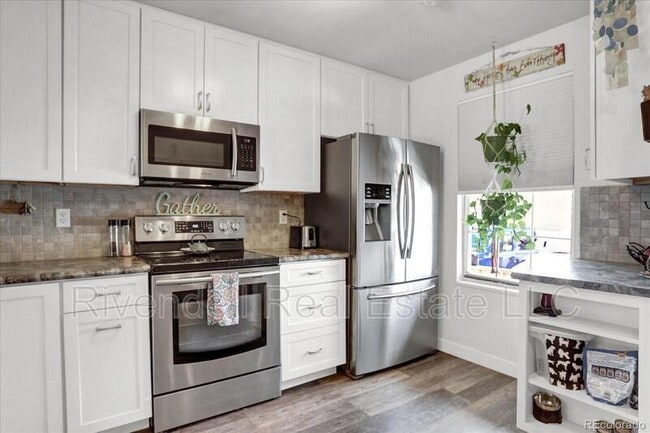 10537 W Maplewood Dr in Littleton, CO - Building Photo - Building Photo