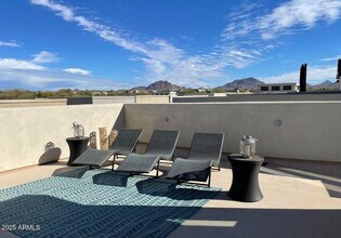 7343 E Vista Bonita Dr in Scottsdale, AZ - Building Photo - Building Photo
