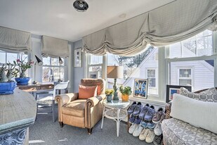 257 Elm Ave in Teaneck, NJ - Building Photo