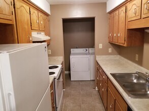 263 White Oak Rd-Unit -A in Clarksville, TN - Building Photo - Building Photo