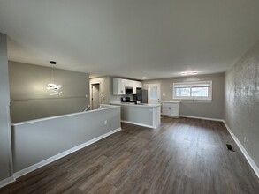 117 S Willow Ln in Glenwood, IL - Building Photo - Building Photo