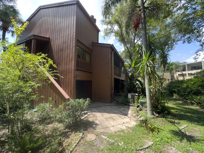 1038 E Michigan St, Unit 1038 APT B in Orlando, FL - Foto de edificio - Building Photo