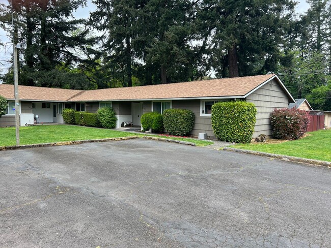 property at 1025 SE 196th Ave