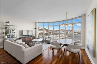 8100 River Rd in North Bergen, NJ - Building Photo - Building Photo