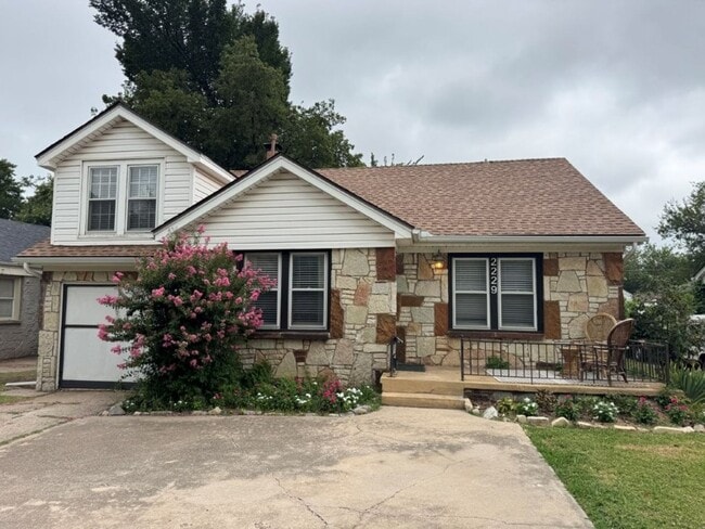 property at 2229 NW 30th St