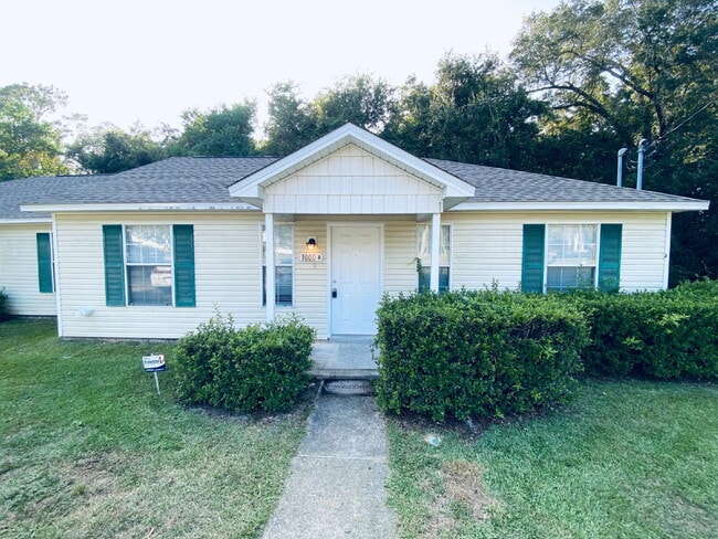 property at 1000 Sable Dr