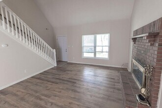 1901 Mirtle Grove Ct in Columbia, MO - Building Photo - Building Photo