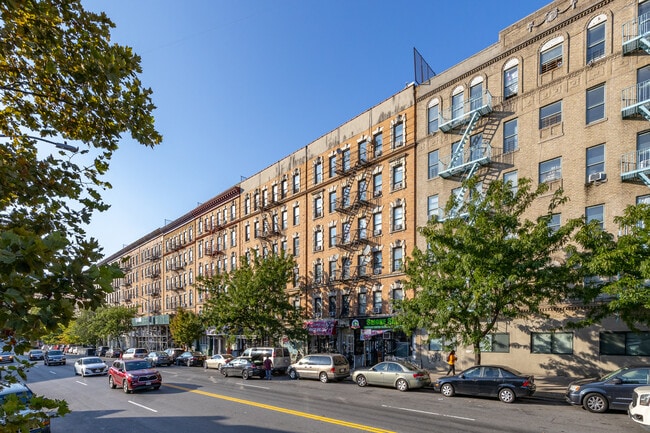 217-219 W 145th St in New York, NY - Foto de edificio - Building Photo