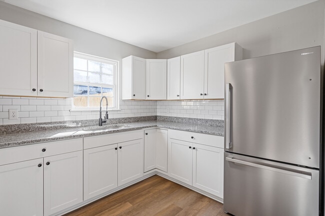 property at 405 Harbour North Dr