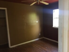 439 E 59th Pl N in Tulsa, OK - Building Photo - Building Photo