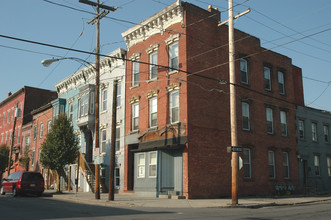 93 Lexington Ave in Albany, NY - Foto de edificio - Building Photo