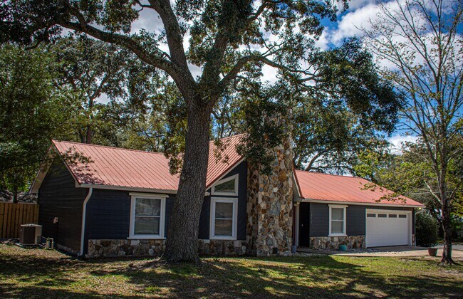 1416 29th St in Niceville, FL - Building Photo - Building Photo