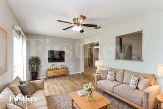 6217 Indian Ln in Lakeland, FL - Foto de edificio - Building Photo