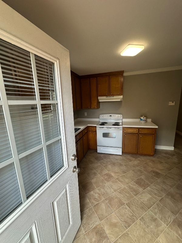 property at 109 Rollins Acres Ln