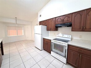 408 Sandpiper Ridge Dr in Orlando, FL - Foto de edificio - Building Photo