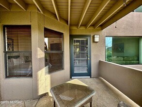 5855 N Kolb Rd, Unit 13104 in Tucson, AZ - Foto de edificio - Building Photo