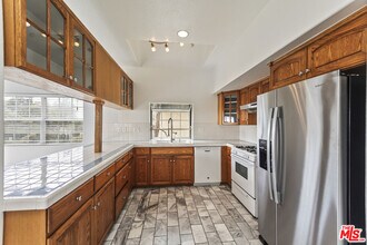 223 Loma Vista St in El Segundo, CA - Building Photo - Building Photo