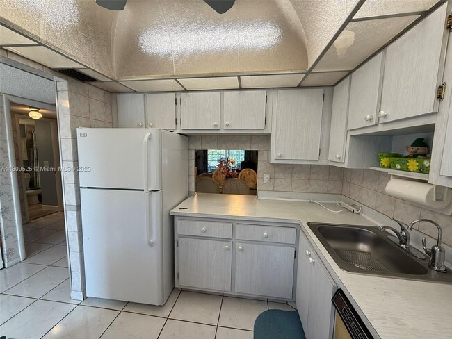 7205 W Atlantic Blvd in Margate, FL - Building Photo - Building Photo