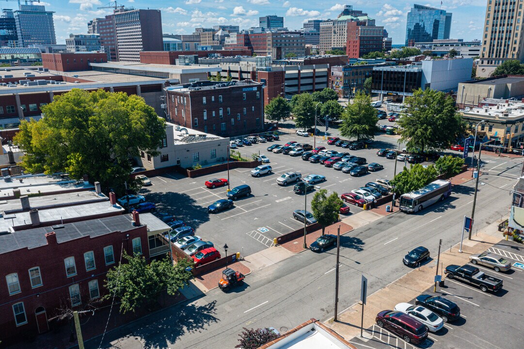 200 E Marshall St in Richmond, VA - Building Photo
