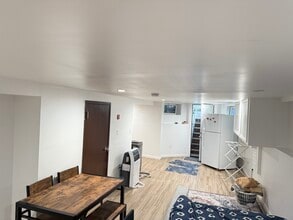 13202 Atlantic Ave, Unit 1B in South Richmond Hill, NY - Building Photo - Building Photo