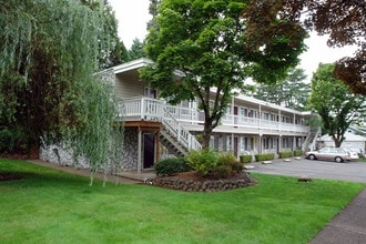 #375 WILLAMETTE TERRACE in Salem, OR - Foto de edificio - Building Photo