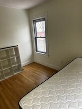 18 Bradbury St in Boston, MA - Foto de edificio - Building Photo