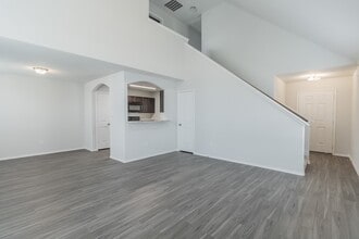 1137 Crossing Dr in Bryan, TX - Building Photo - Building Photo