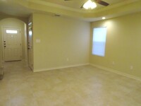 6407 Luglio Ln in San Antonio, TX - Building Photo - Interior Photo