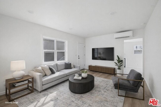 property at 1027 N Gardner St
