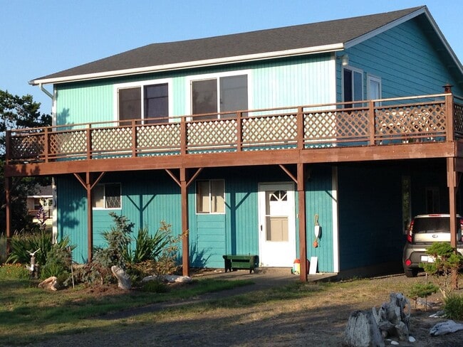property at 32914 G St