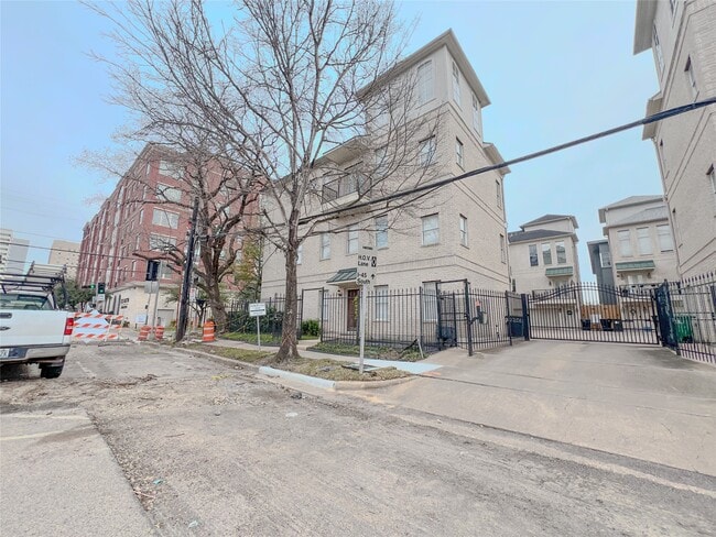 property at 2201 Austin St