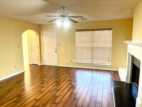 8192 Hynds Springs Ln in Jonesboro, GA - Building Photo - Building Photo