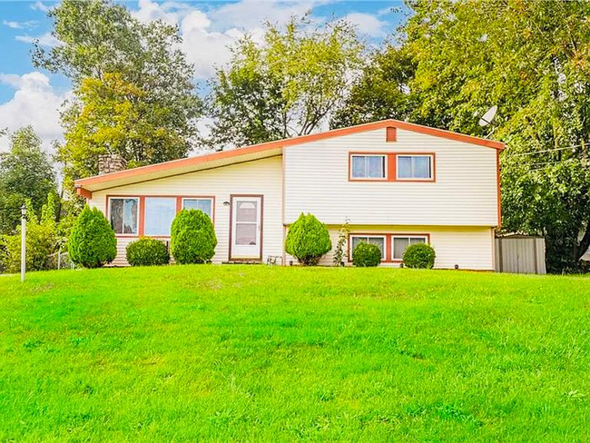 property at 8 Gusty Rd