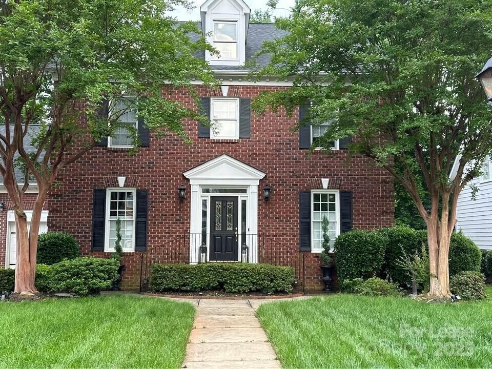 20107 N Cove Rd in Cornelius, NC - Building Photo
