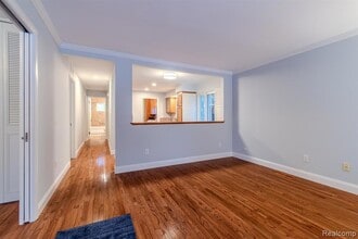 122 N Helen Ave in Rochester, MI - Building Photo - Building Photo