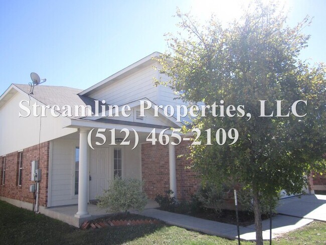 13601 Lyndon B Johnson St in Manor, TX - Building Photo - Building Photo