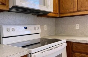 544 Lakeshore Rd in Shady Shores, TX - Building Photo - Building Photo