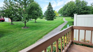 1226 Charleston Ct in Northville, MI - Building Photo - Building Photo