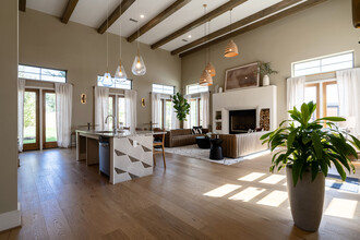 Bridge at Delco Flats in Austin, TX - Building Photo - Interior Photo