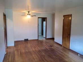 1441 Lincoln Way, Unit 1 in White Oak, PA - Building Photo - Building Photo