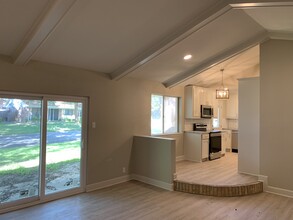 1214 Idlewood Dr in Sherman, TX - Building Photo - Building Photo
