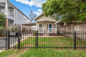 615 Allston St in Houston, TX - Building Photo - Building Photo