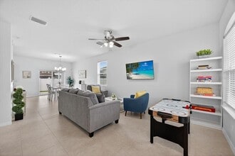 3007 W Haya St in Tampa, FL - Building Photo - Building Photo