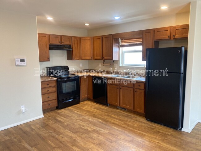 property at 1777 Edison Ave