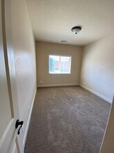 6735 N Spurwing Loop in Coeur d'Alene, ID - Building Photo - Building Photo