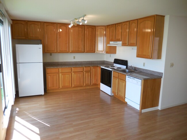 3627 Cesar Chavez, Unit 4