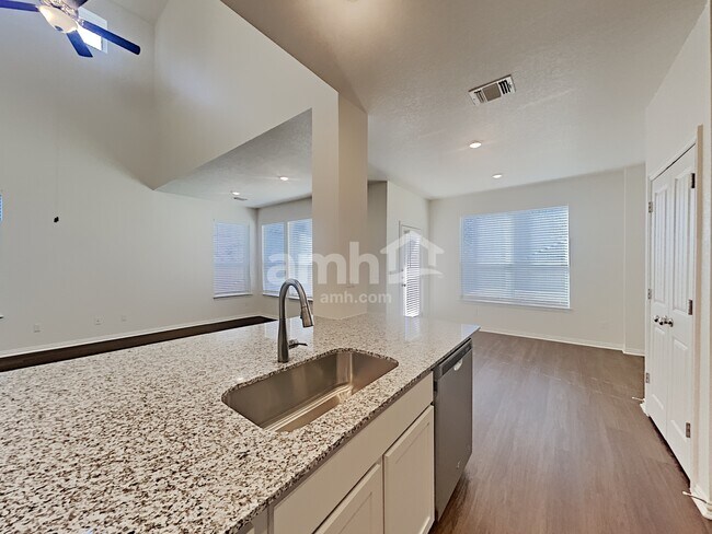 2735 Spencebrook in New Braunfels, TX - Building Photo - Building Photo